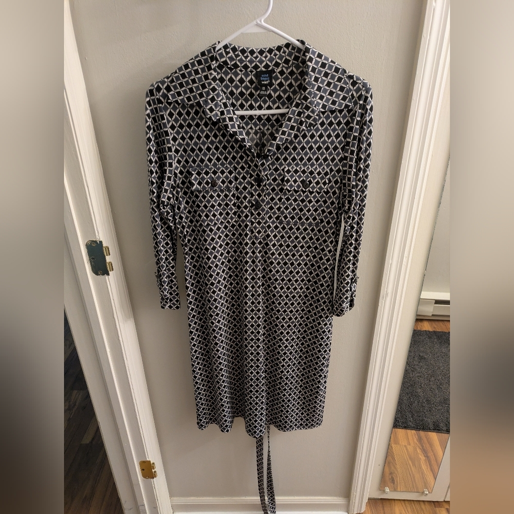 Black and White Geometric Patterned Dress